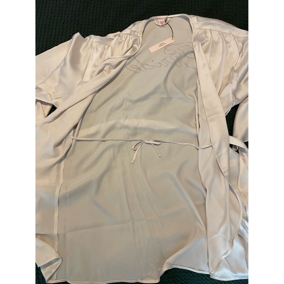 NEW Bride Embellished Satin Short Robe, Victoria’s Secret - Picture 11 of 11